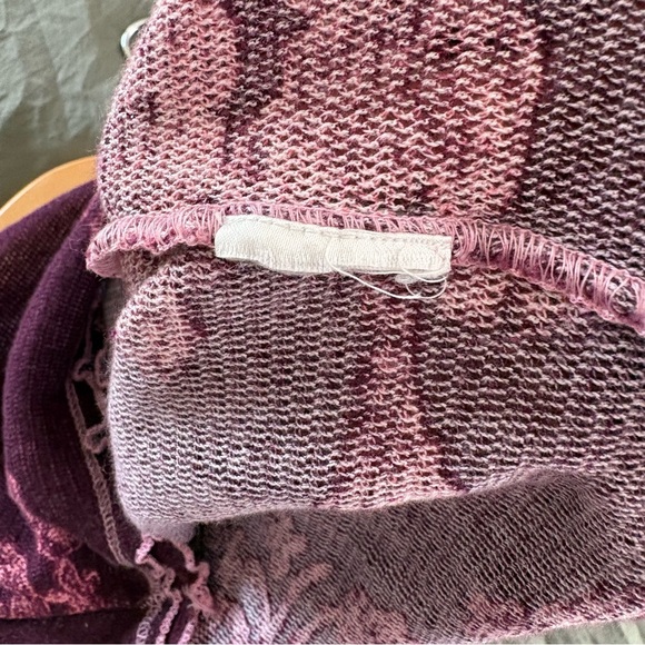 Free People Garner Long Sleeve Tee in Berry Combo. Size Small. - Picture 9 of 13